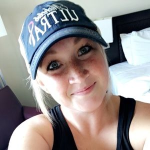 Meet your Posher, Lindsey